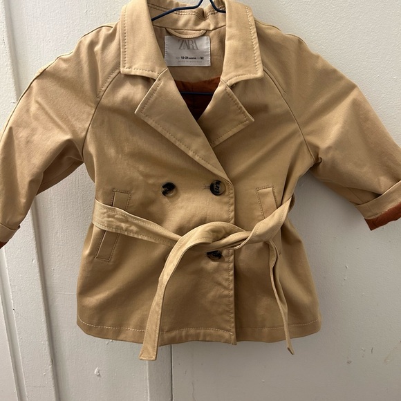 Zara Coat(18-24 months) - Picture 3 of 4